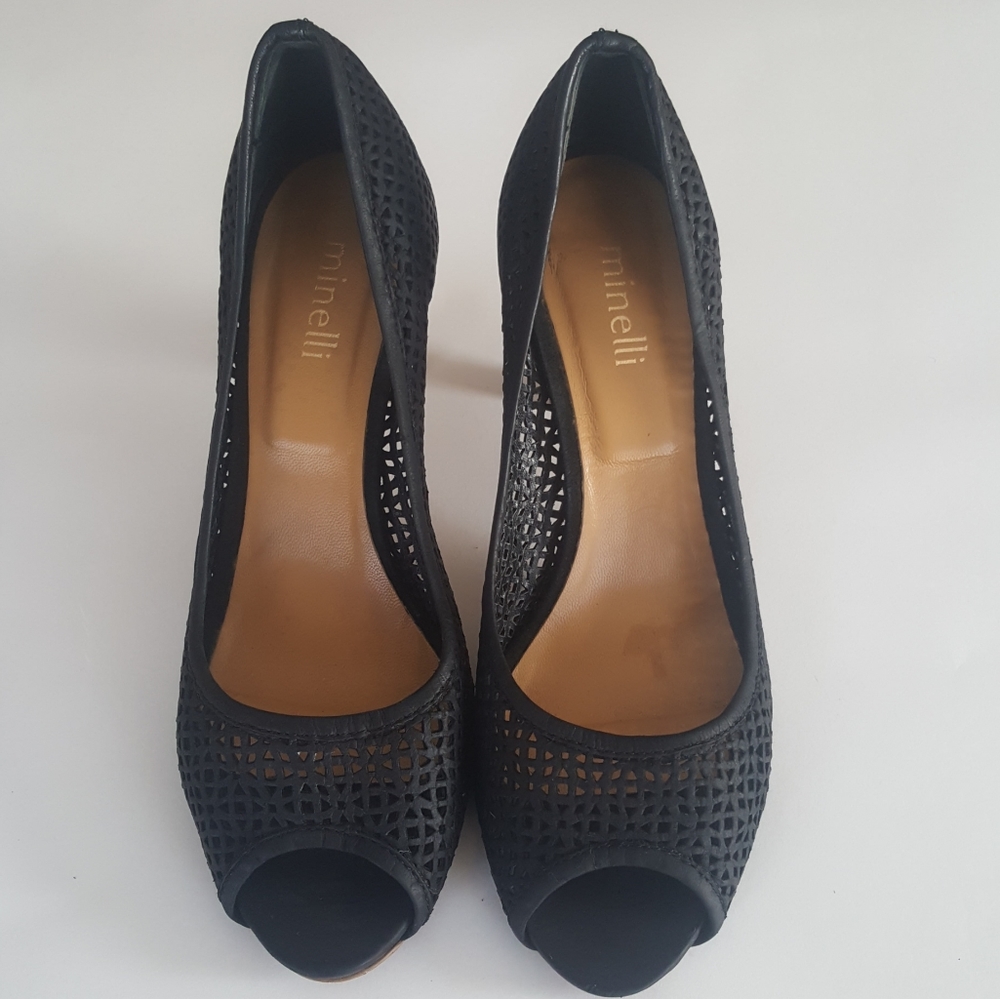 Minelli/Perforated Heels - Picture 2 of 5